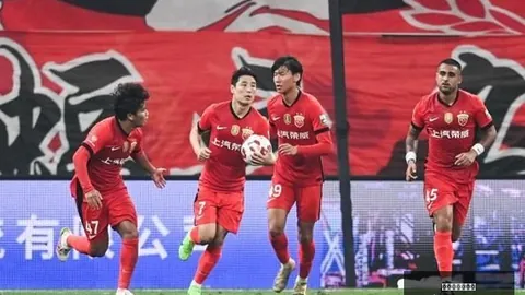 体育品牌新品发布会，电竞元素吸睛